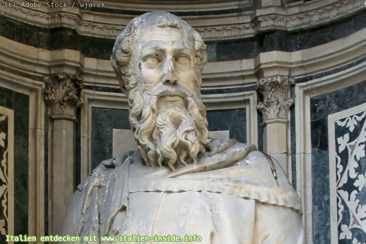 Donatello-Propheten-Dom-Florenz Donatello-Statuen-Propheten-mit-und-ohne-Bart-Dom-Florenz