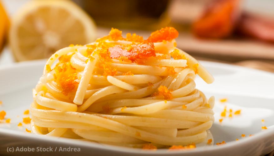 Spaghetti mit Bottarga-mit-Tomaten-und-Thunfisch