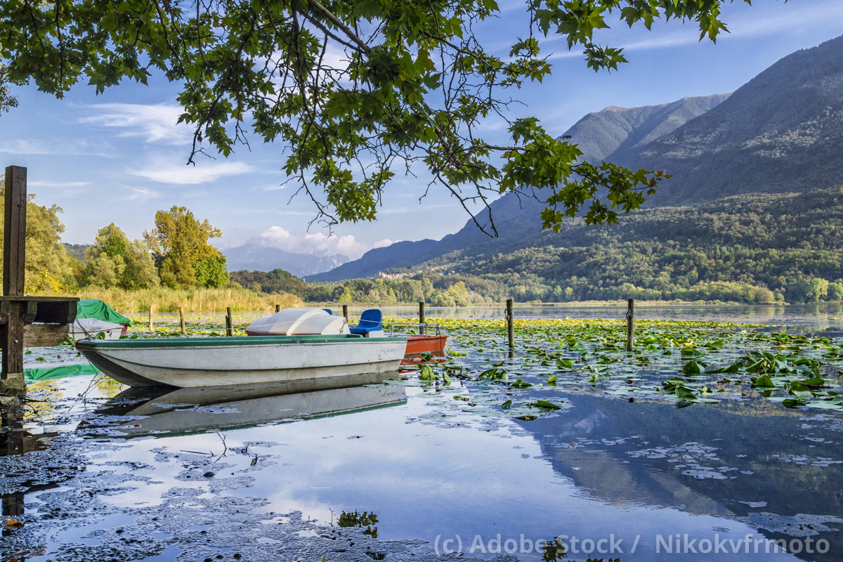 See-Lago-Piano-mit-Boot