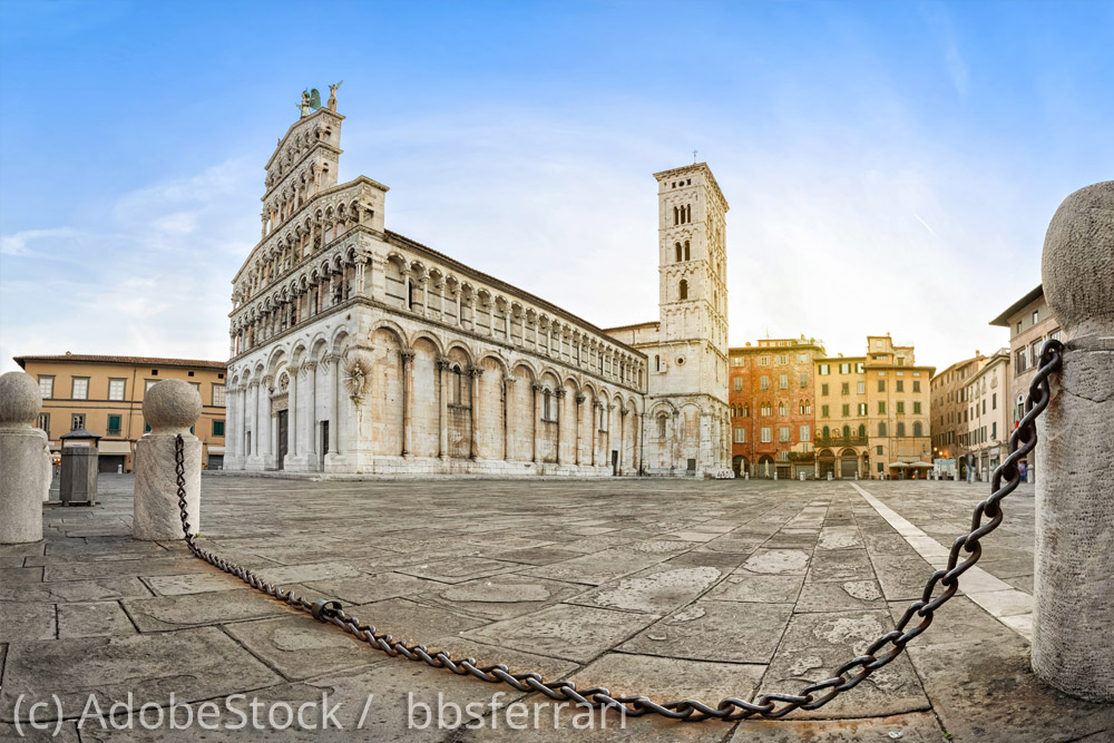 Lucca-Kathedrale-auf-Domplatz