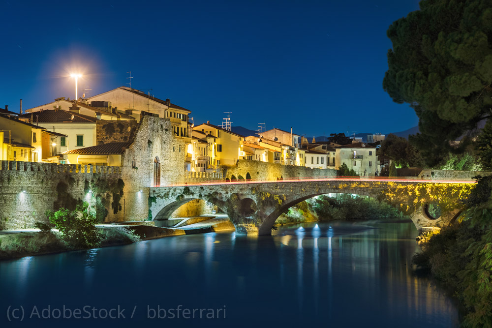 Prato-Brücke-über-den-Bisenzio