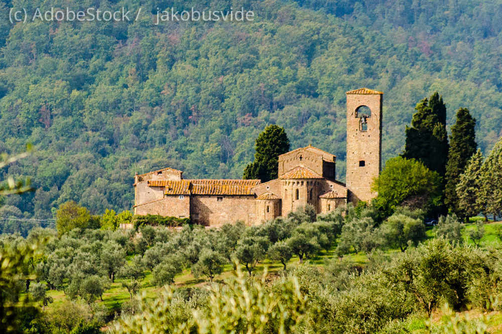 Prato-Artimino-alte-Kirche