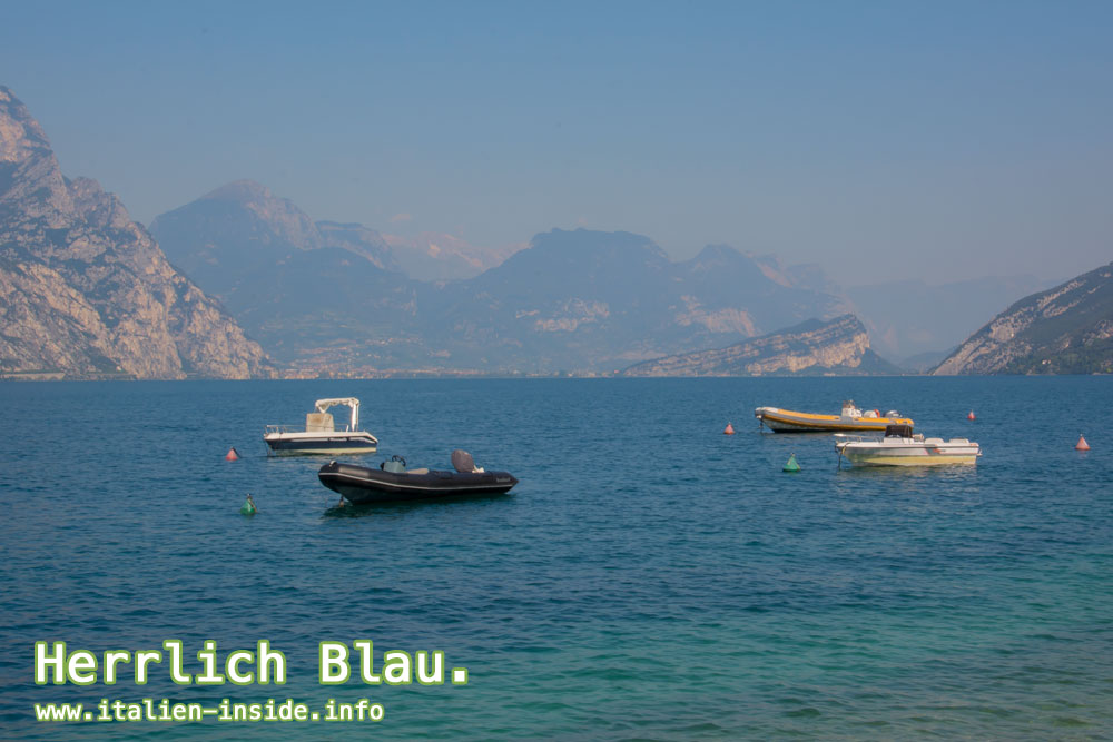 Strand-Malcesine blick-auf-gardasee