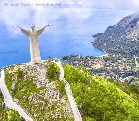 Maratea-von-Oben-mit-Meerblick