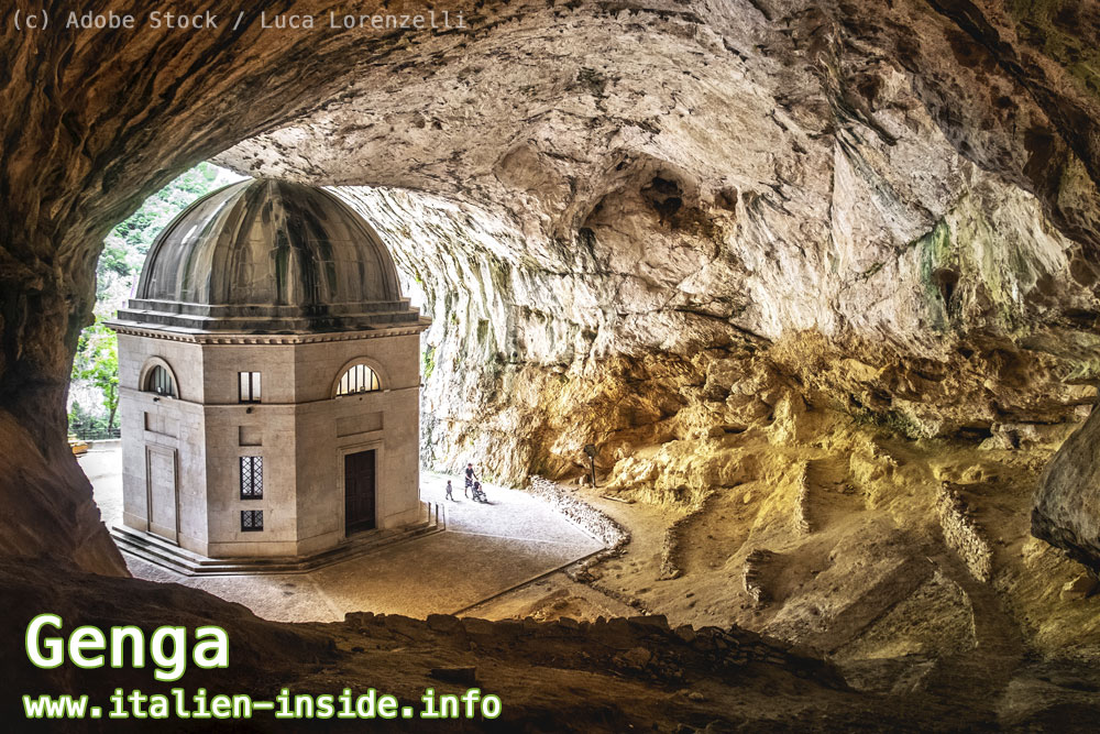 Genga-Apennin Kirche-in-Höhle-Genga-Apennin