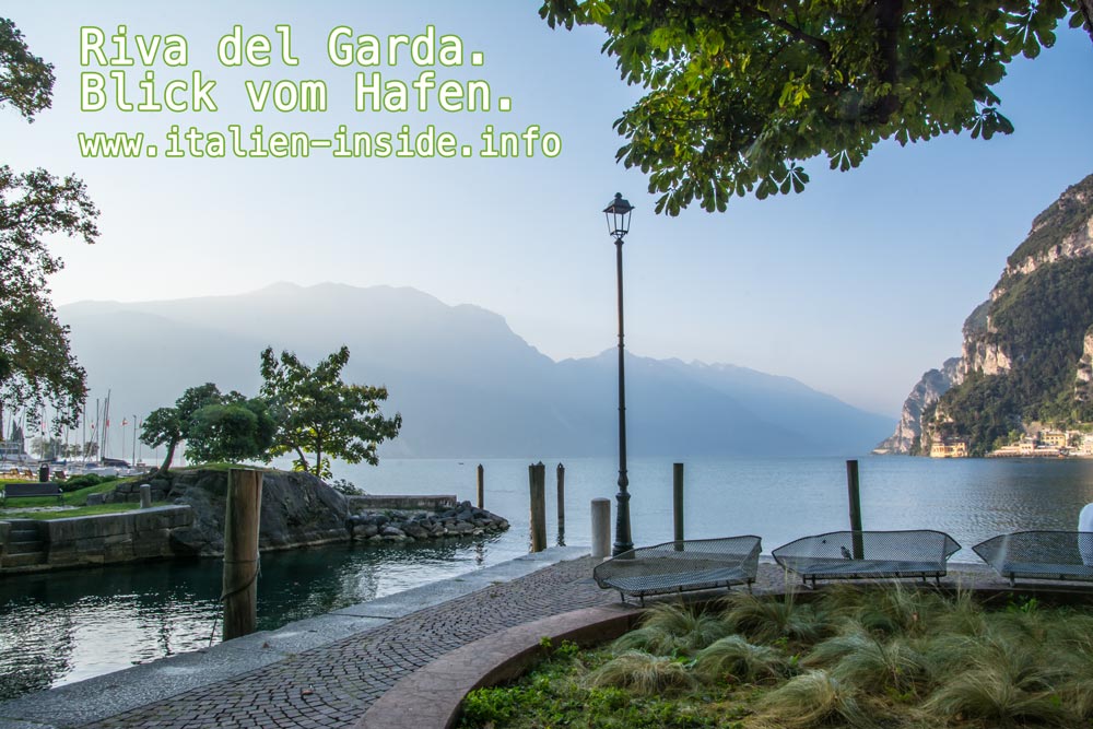 Blick-von-Riva-del-Garda-ueber-den-Gardasee