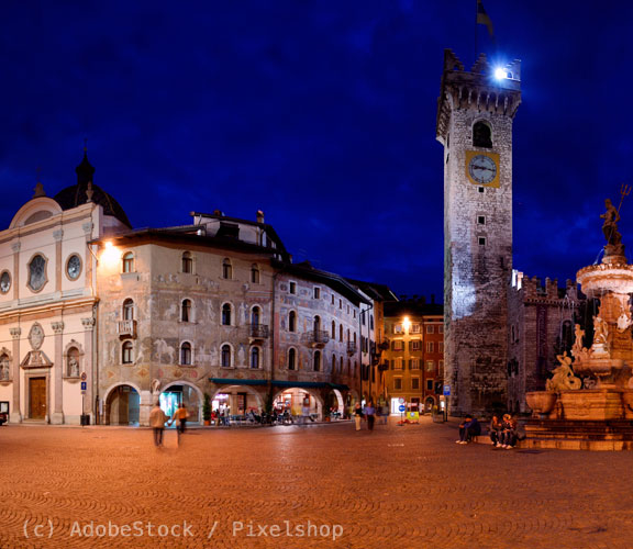 Trient Trient-Piazza-del-Duomo